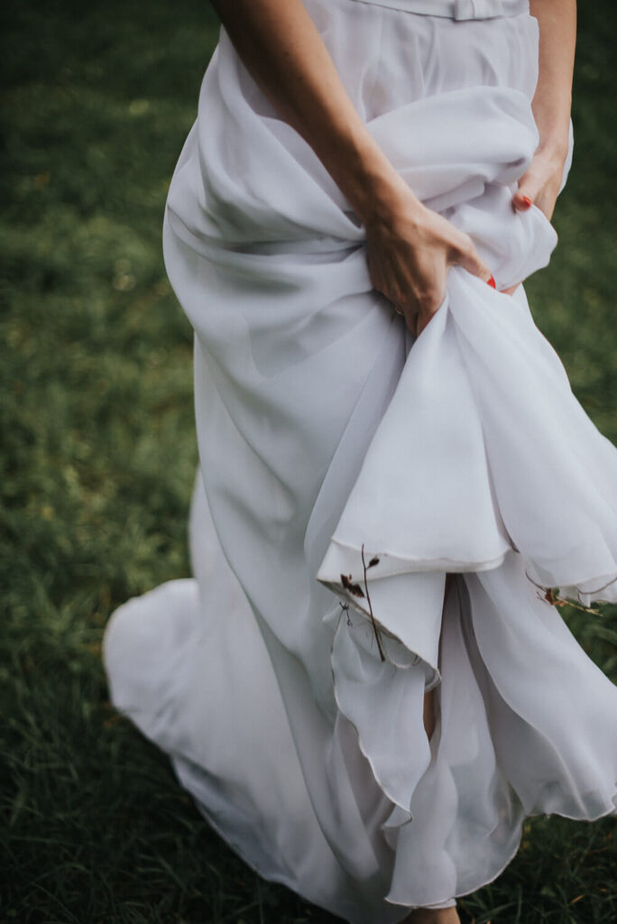 Suknia panny młodej - zbliżenie.